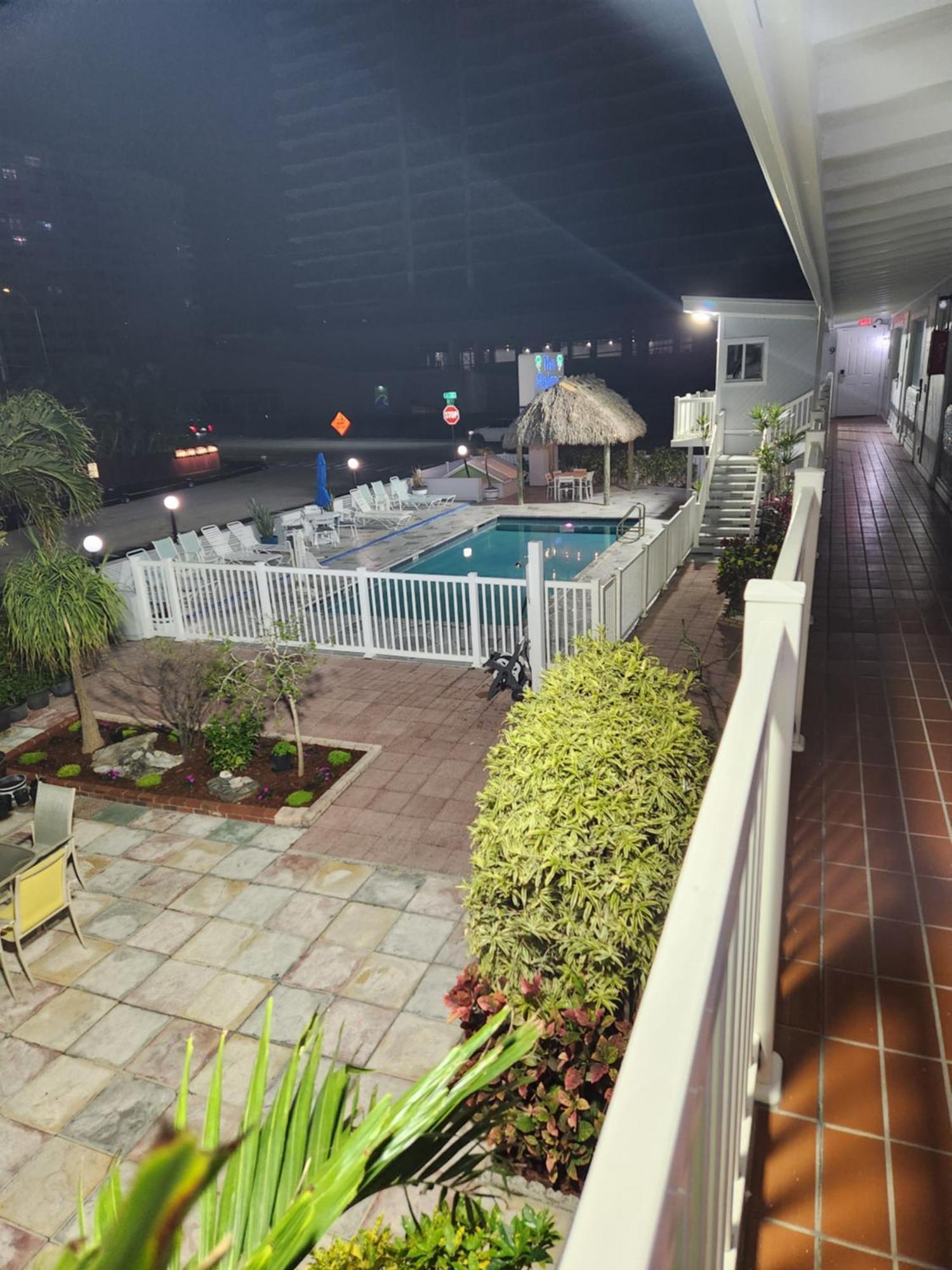 폼파노 비치 The Palms On Ocean 모텔 외부 사진
