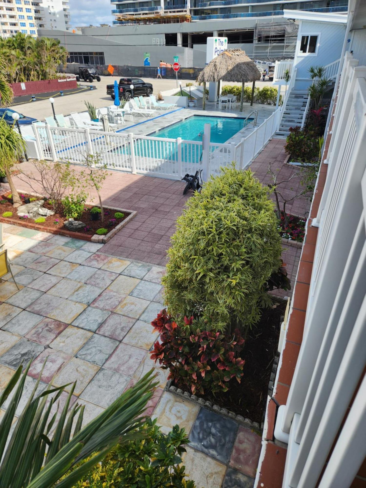 폼파노 비치 The Palms On Ocean 모텔 외부 사진