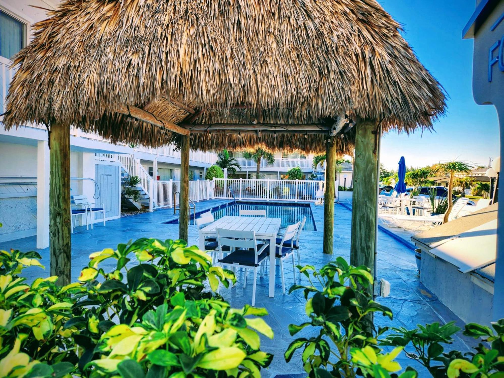 폼파노 비치 The Palms On Ocean 모텔 외부 사진