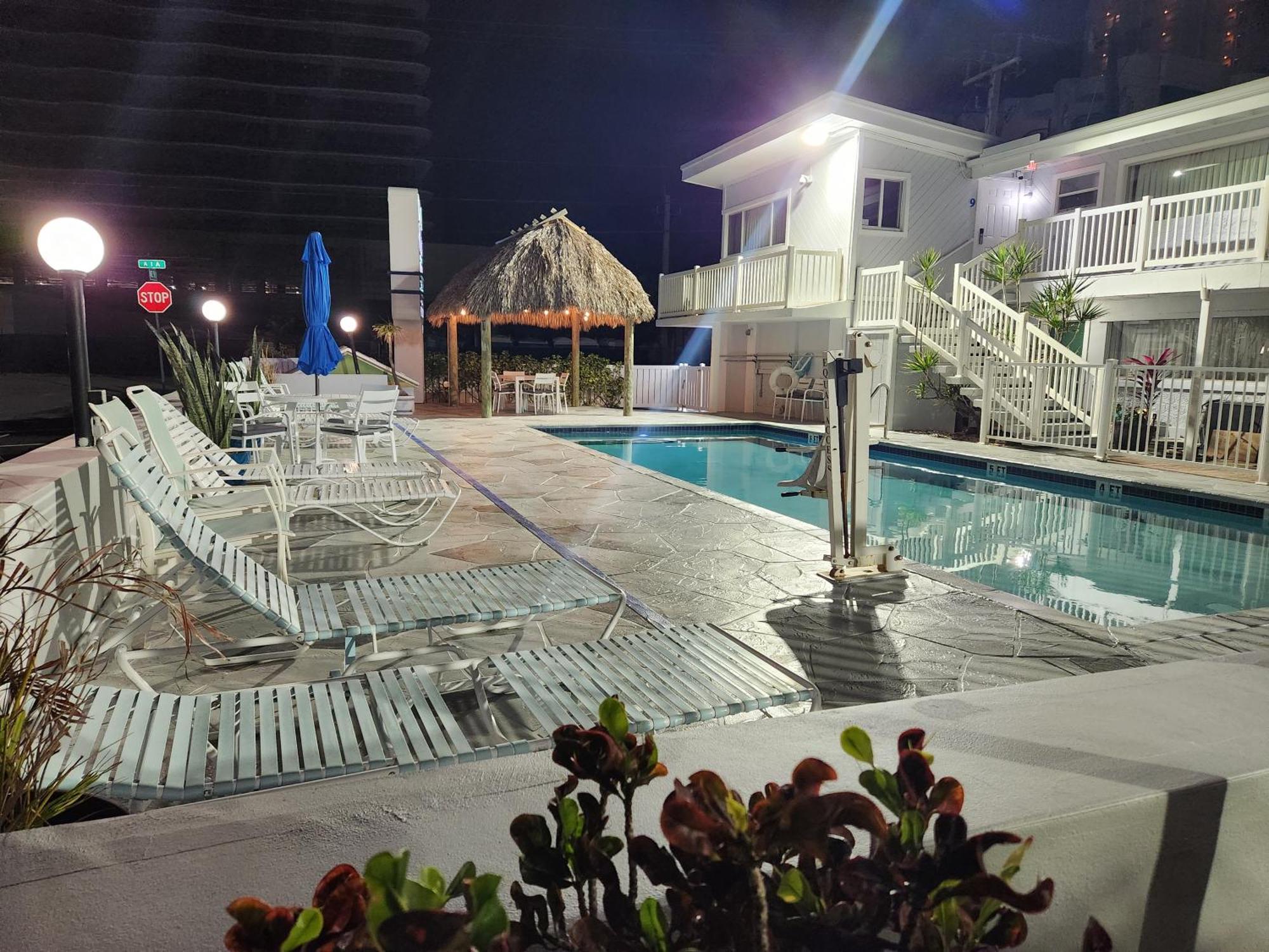 폼파노 비치 The Palms On Ocean 모텔 외부 사진