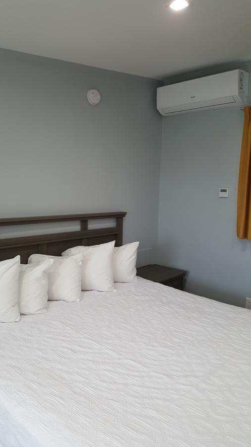 폼파노 비치 The Palms On Ocean 모텔 외부 사진