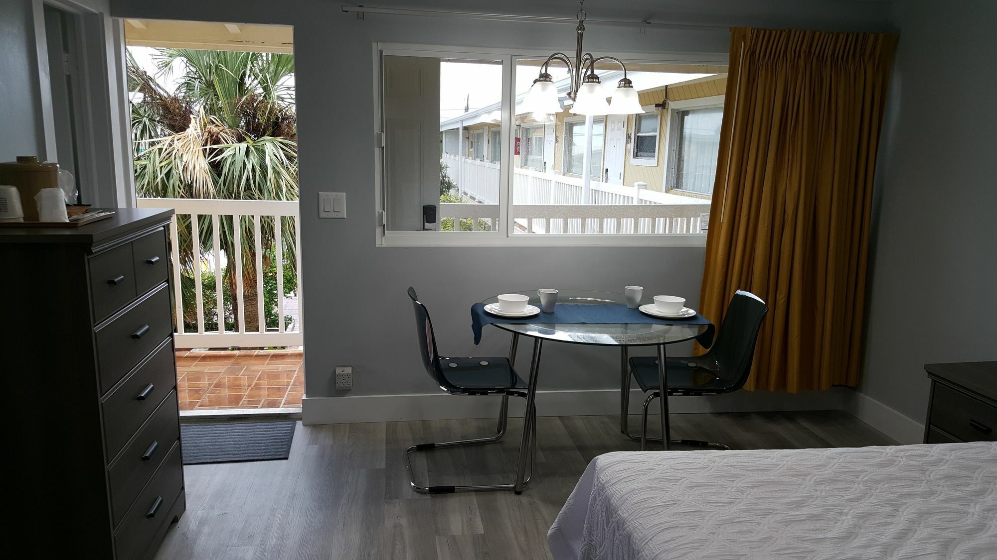 폼파노 비치 The Palms On Ocean 모텔 외부 사진